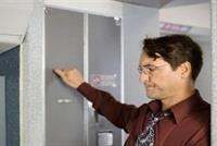 لا تذهب إلى الحمام مطلقاً قبل إقلاع الطائرة