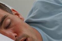 ما الذي يسبب سيلان اللعاب أثناء النوم... وكيف نتخلّص منه؟