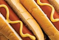  احذروا تناول الهوت دوغ.. قد يسبب لكم الهوس