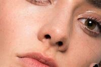  خطوات لحواجب طبيعية