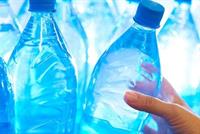 دراسة مفزعة ستبدل طريقة شربنا للماء إلى الأبد