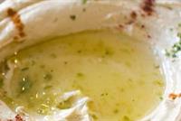  الطحينة.. هذا ما تفعله ملعقة منها بالجسم!