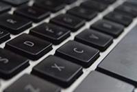  أيها الموظف.. 7 أشياء لا تبحث عنها في كمبيوتر العمل 