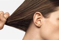 تعاني من تساقط شعر كثيف ومستمر؟ هذا هو الحلّ