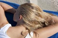 علماء يكشفون أسوأ وأفضل وضعية للنوم