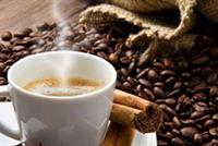 كم من الوقت يُمكن للقهوة أن تُبقيك مستيقظًا؟