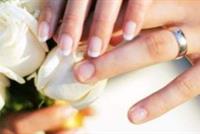  ما فارق السن المناسب بين الزوجين؟ 