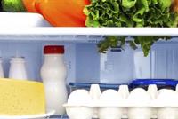 أخطاء تسبب تلف الأطعمة في البراد