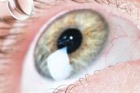 ضع مرآة خلف حاسوبك لصحة عينيك