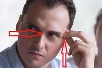 إنتبهي.. حركات جسد زوجك تكشف أنّ علاقتكما ليست على ما يرام!