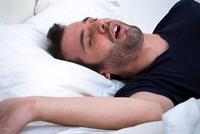 الشخير يؤدي الى نسيان ذكريات الماضي