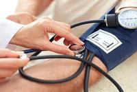 تحذير هام.. طريقة قياس ضغط الدم المتعارف عليها 