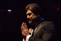 إعلامية في العقد الخامس 