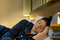 نصائح لنوم عميق بعد قراءة كتابك المفضل عند السفر