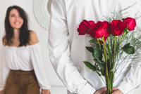 صالح حبيبته بباقة زهور فكان مصيره السجن لسبع سنوات!