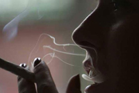 6 علامات مزعجة على وجه المدخّن