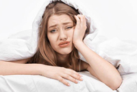 هذا ما يفعله النوم القليل بالنساء!‏