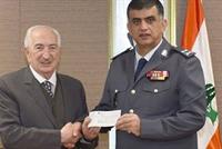  500 ألف دولار من رئيس بلدية.. إلى قوى الأمن الداخلي