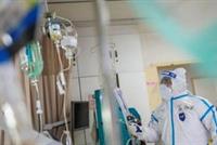 مرضى غير مسنين بوباء 