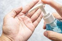 المبالغة باستعمال مطهر اليدين تُسبّب هذه المشكلة...